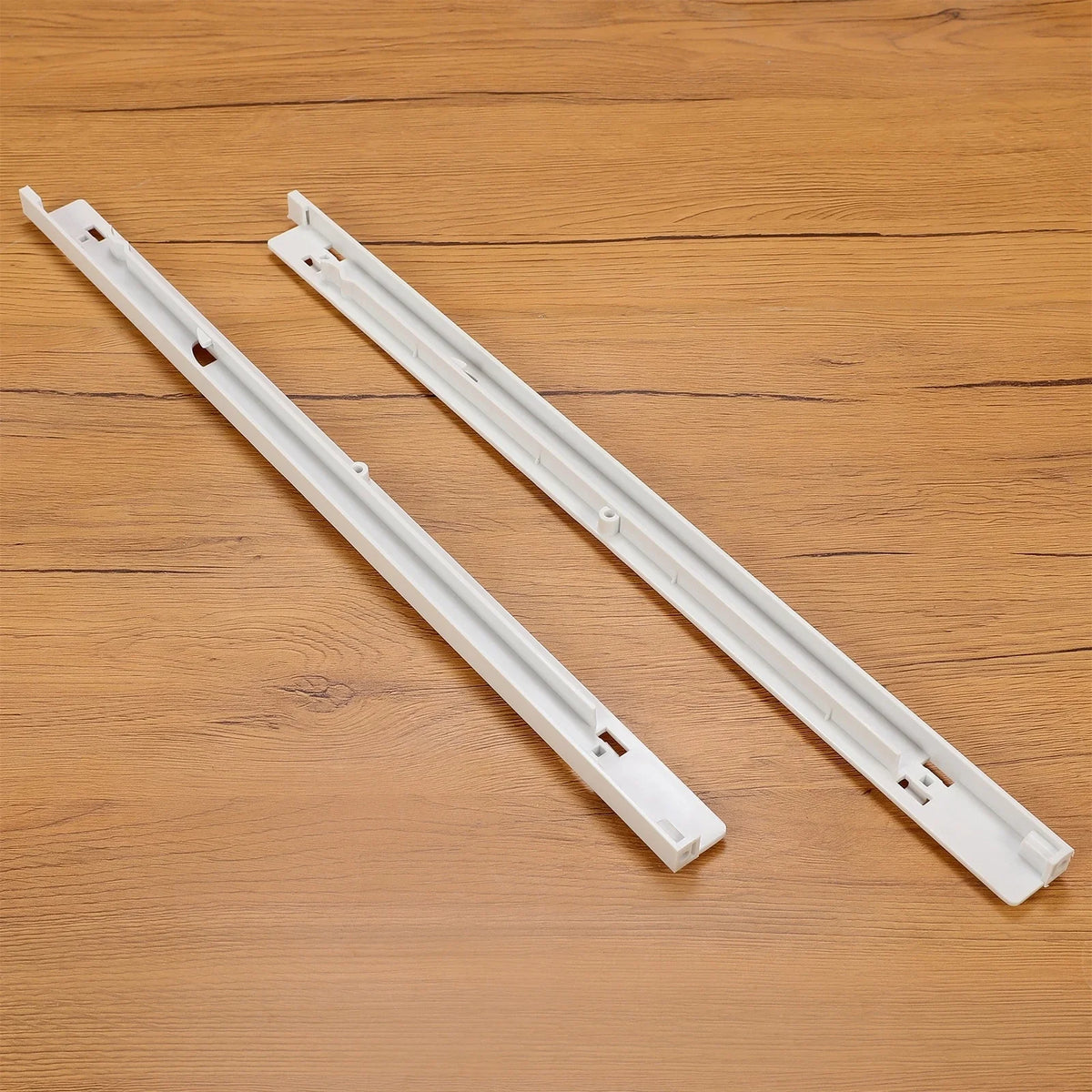 Refrigerator Hanger Set for 240530601, 240530701