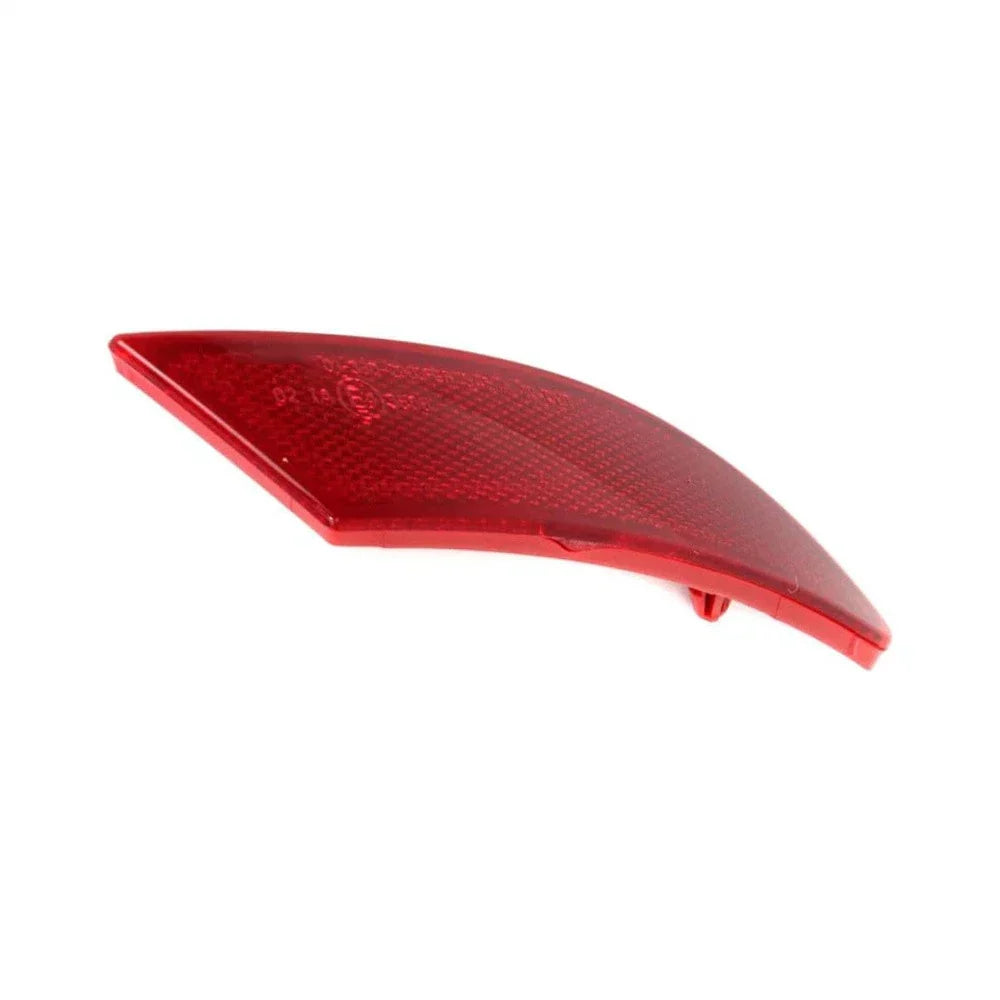Rear Reflector Assembly for Ford Focus (2012-2018)