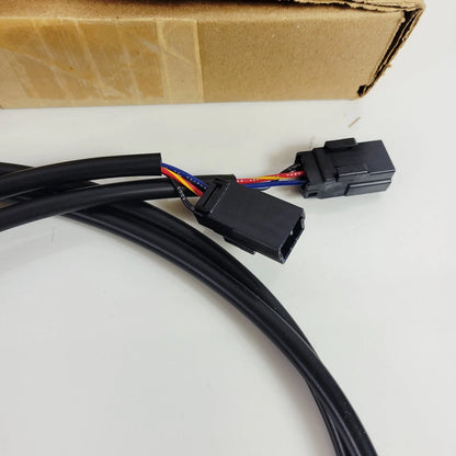 Wire Harness for Saddlebag Lid Spoiler on Harley Davidson 1993–2013