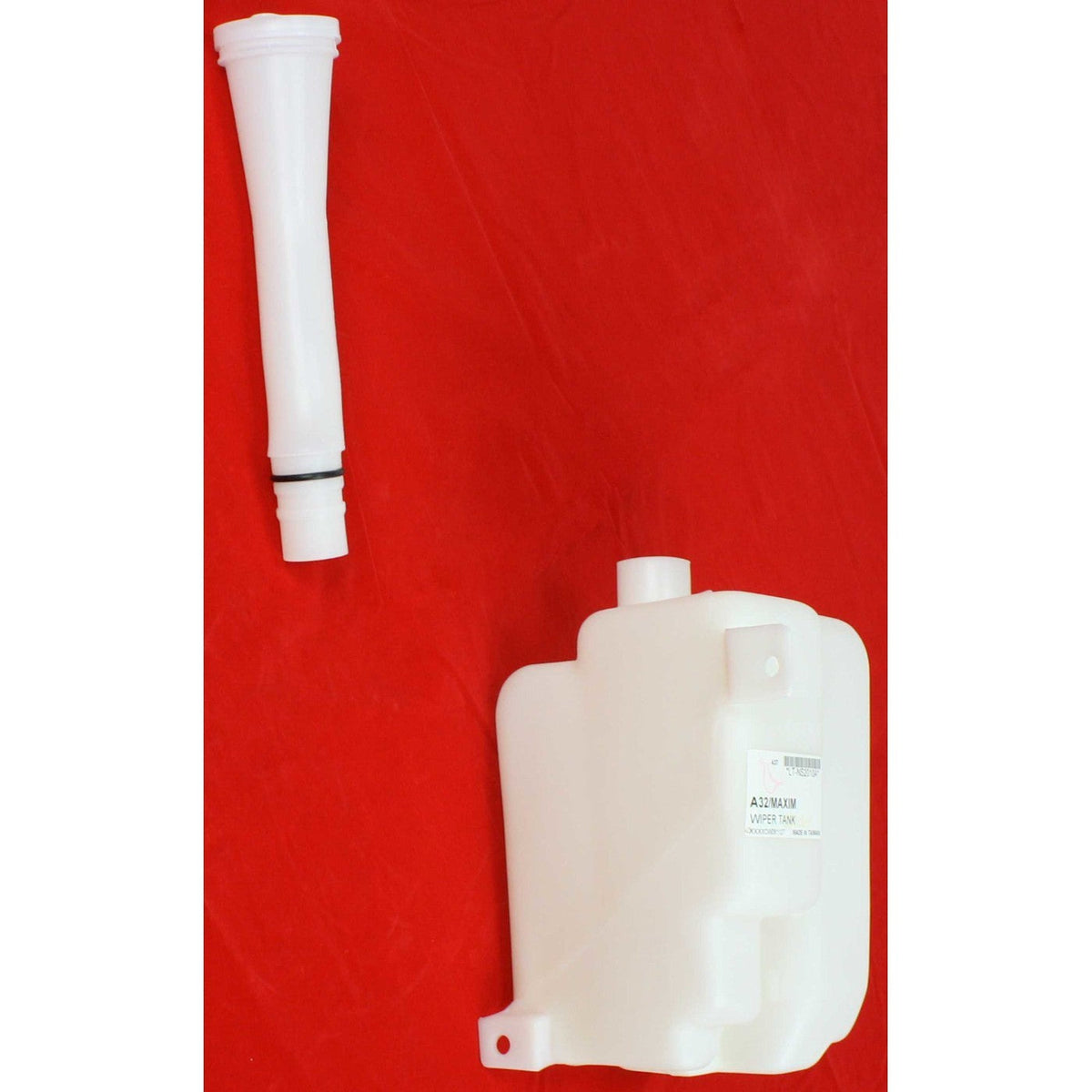 Washer Reservoir for 1995-2001 Nissan Maxima, Includes Pump