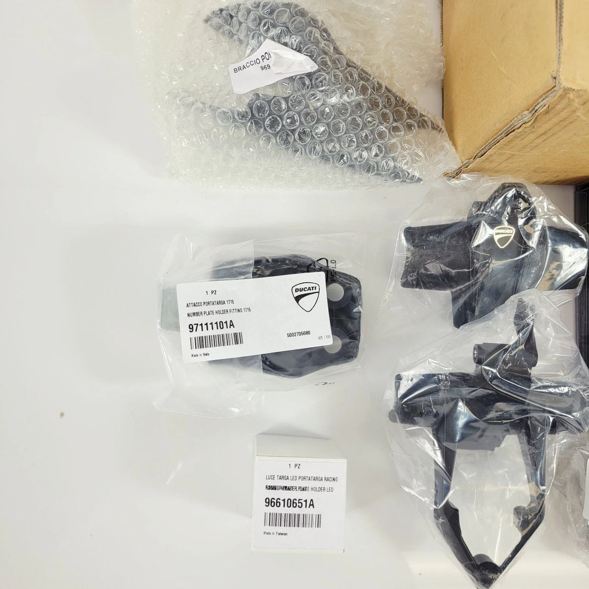 2020 Accessory Package for Ducati Streetfighter Panigale V4 V2 97980961AA
