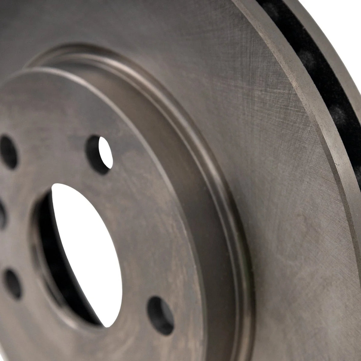 Brake Disc Front for Chevy LaCrosse, Regal, Malibu (2011)