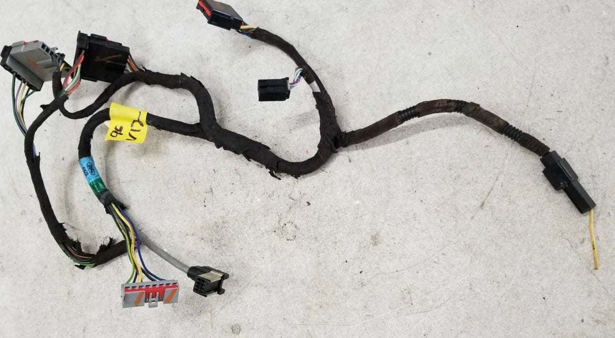 Dash Wire Harness Amp to Radio for Ford Mustang (1994–1995) F4ZB-19B113-CH