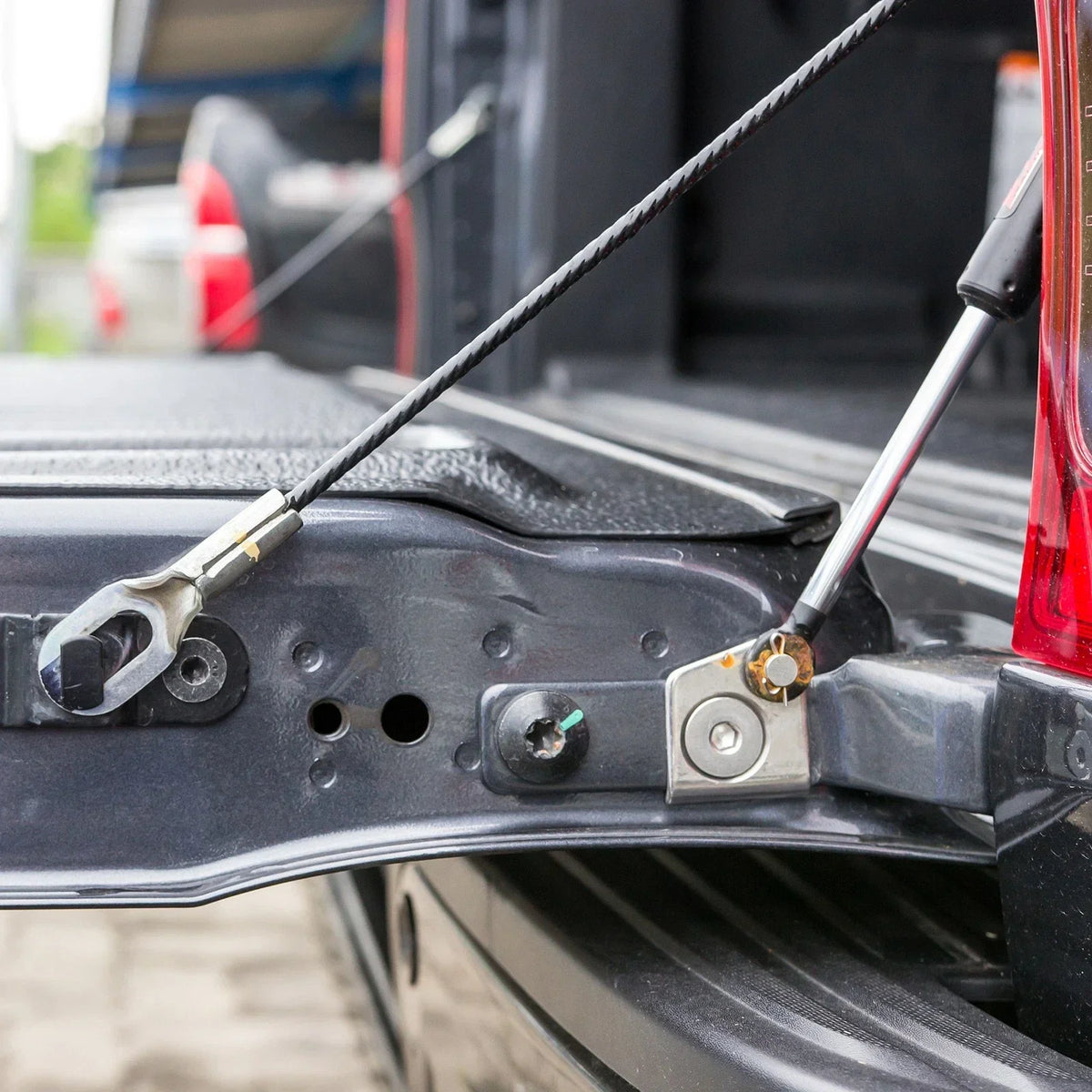 Rear Hatch Tailgate Assist for Ram 1500/2500/3500 (2002-2008)