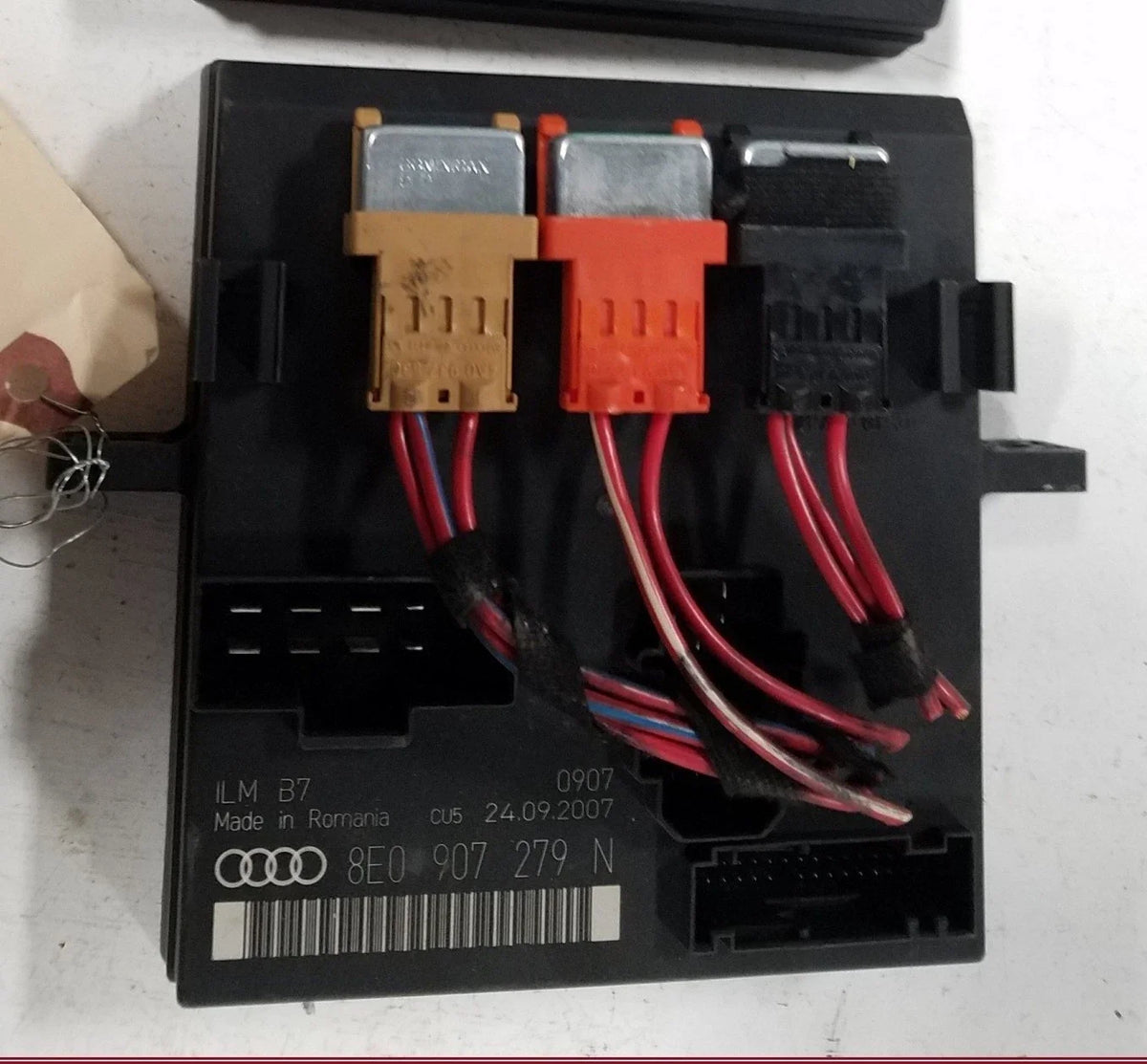 Body Control Module BCM 8E0907279N for Audi A4 Quattro 2009