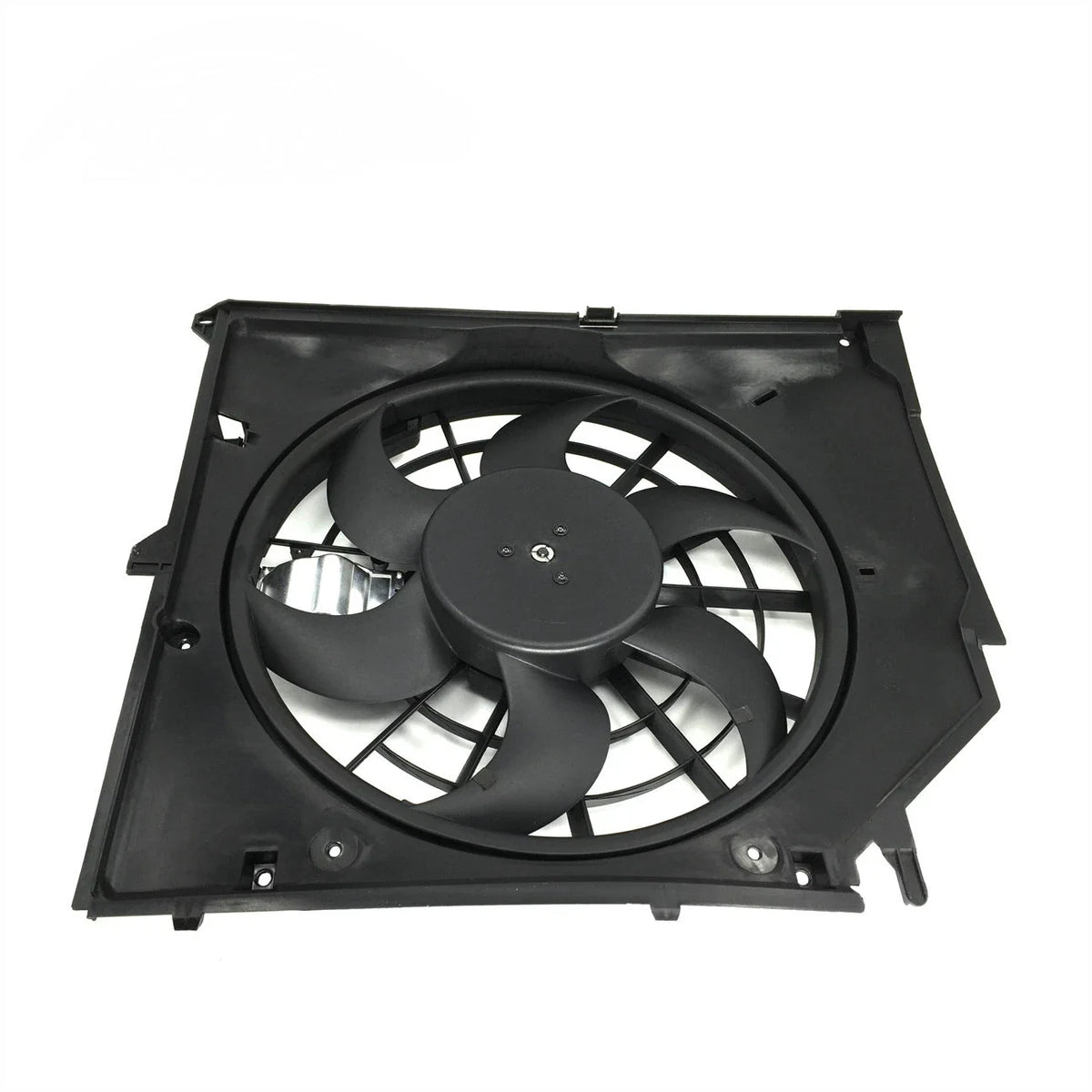Front Radiator Cooling Fan Assembly for BMW E46 325i 328i 330i (1999–2005)