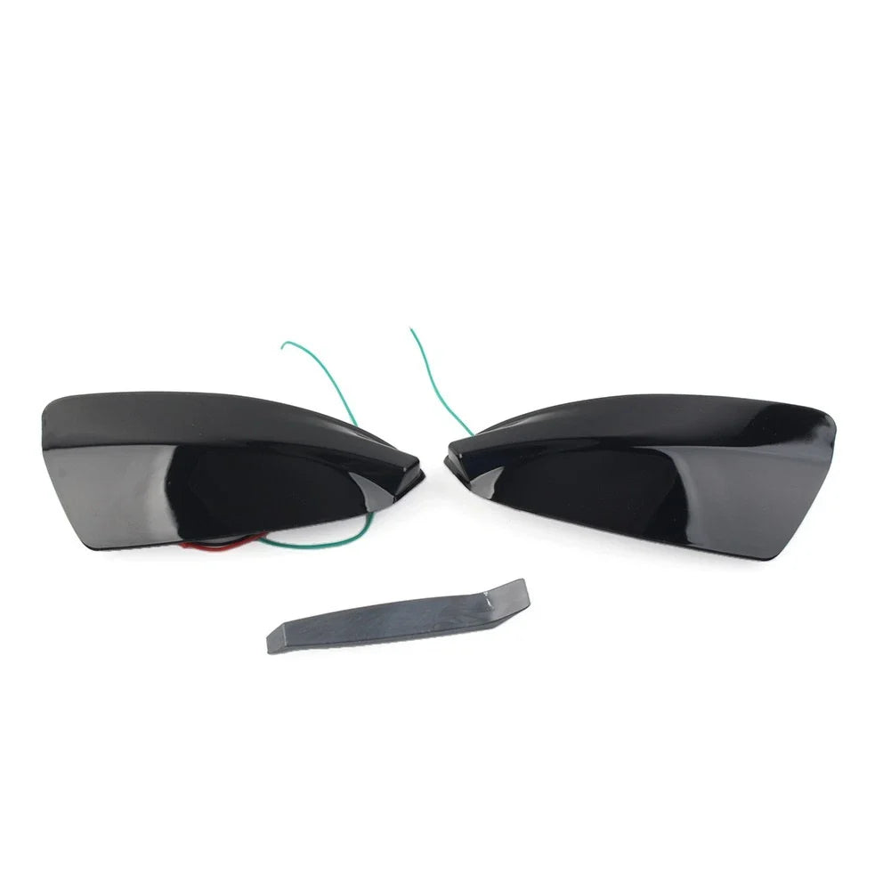 LED Rearview Side Mirror Turn Signal Light for Mercedes Benz C Class (2008–2014)
