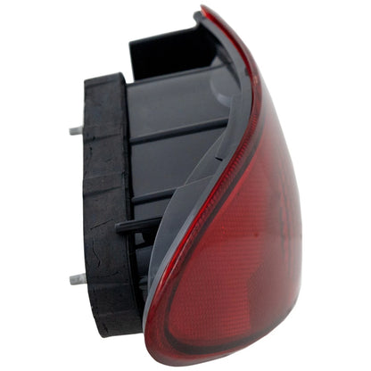 Tail Light Passenger Right Side Outer for Chevy Cavalier (2000–2002)