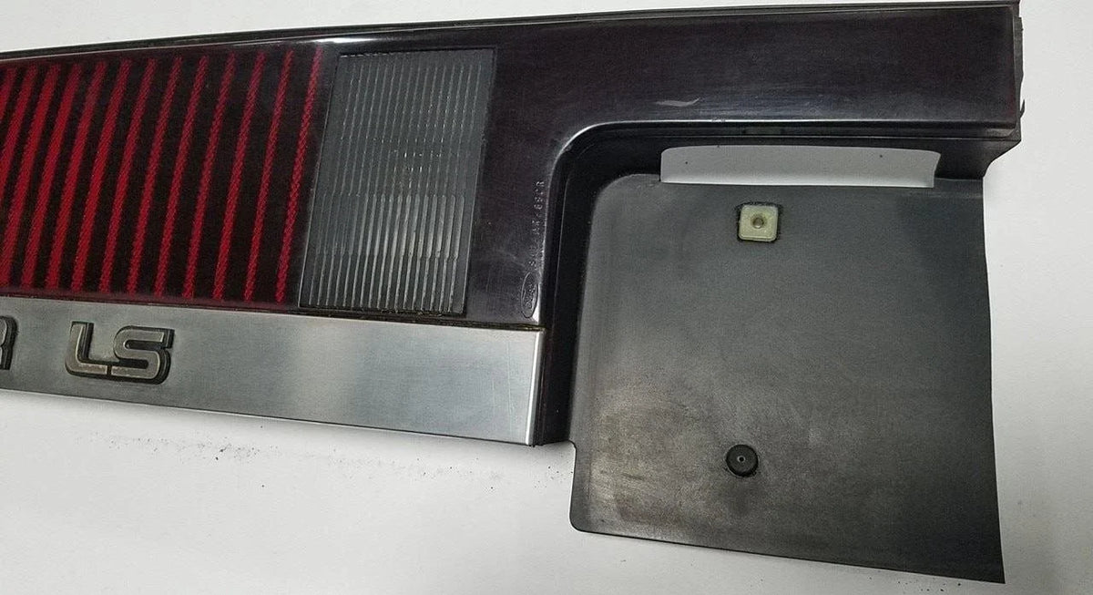 Trunk Reflector for Cougar LS (1989–1990) - Driver Side