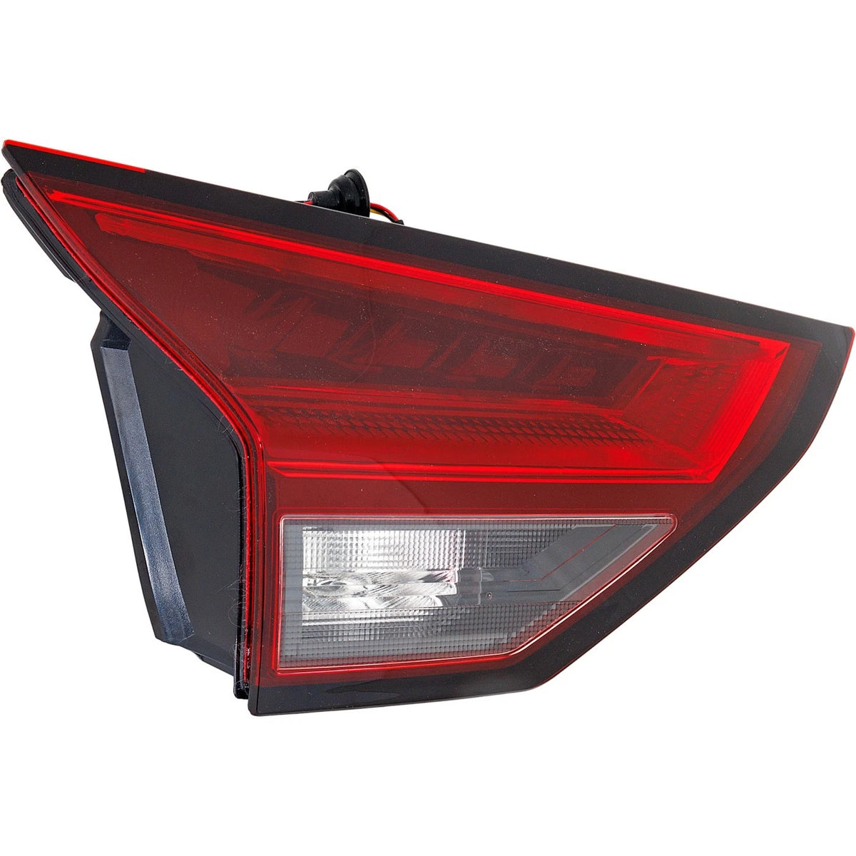 Tail Light Driver Left Inner 265556RR1A for Nissan Rogue (2014–2020)