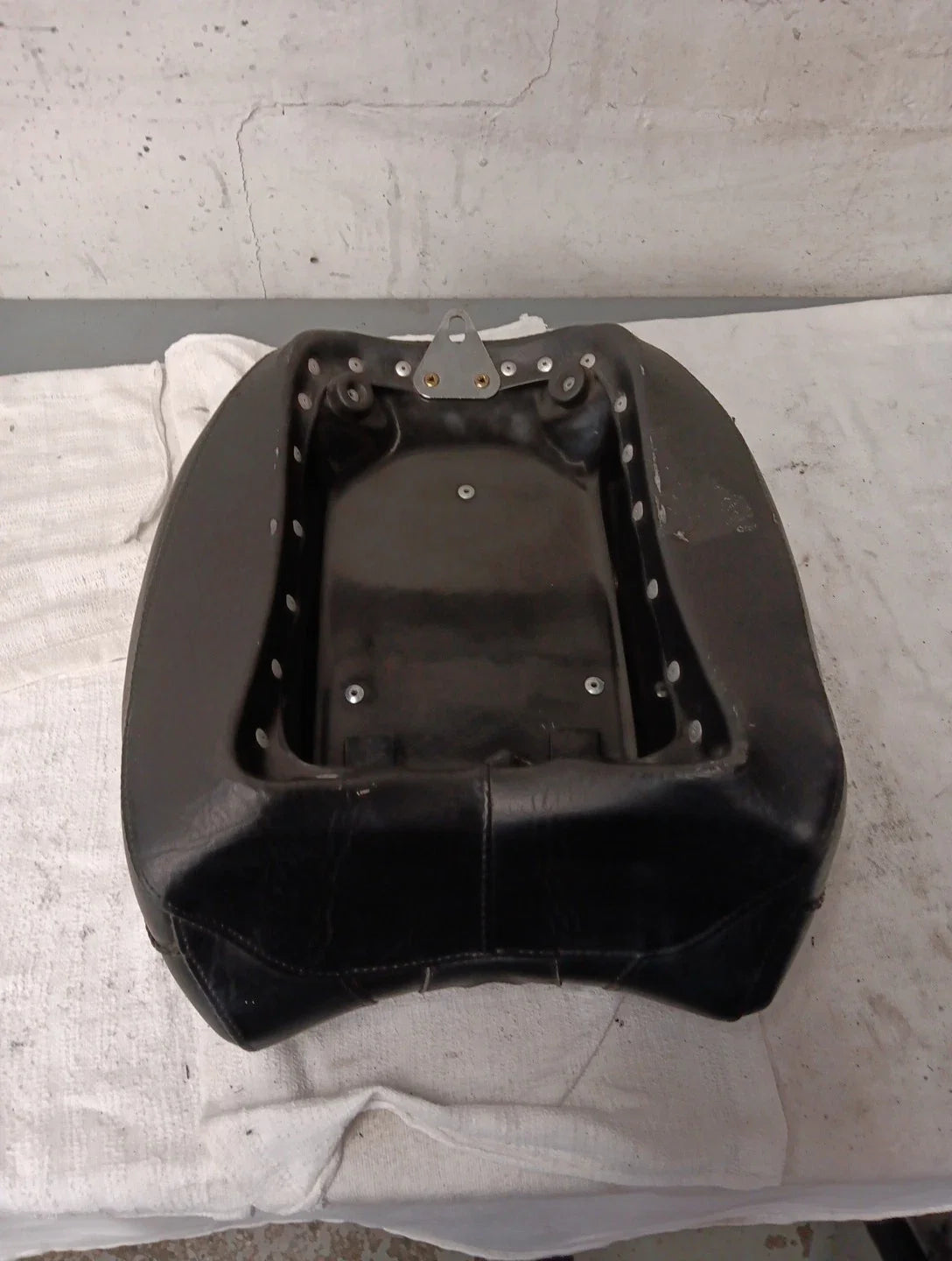 Mustang Passenger Seat for Harley-Davidson Softail (2006–2017)