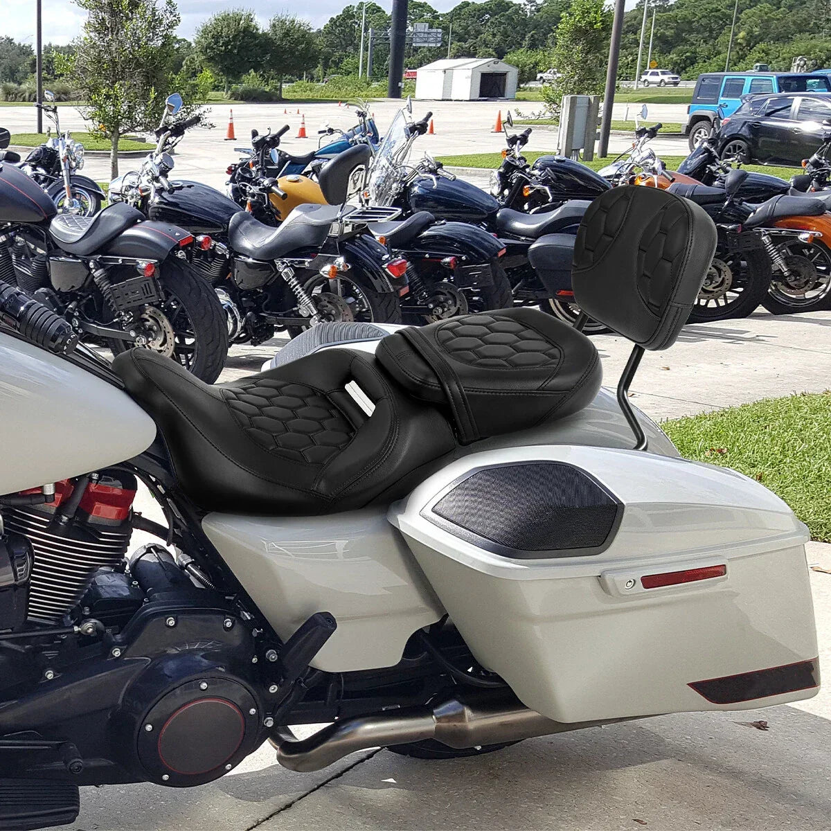 Backrest Sissy Bar for Harley Road Glide FLTRX 2009-2023