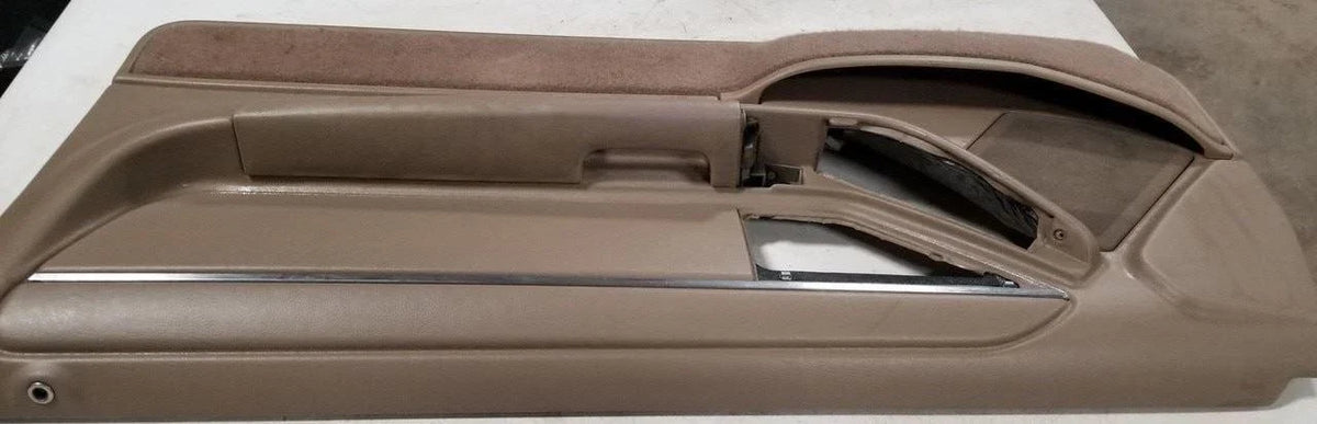 Door Panel Tan RH for 1989–1990 Ford Thunderbird, Cougar