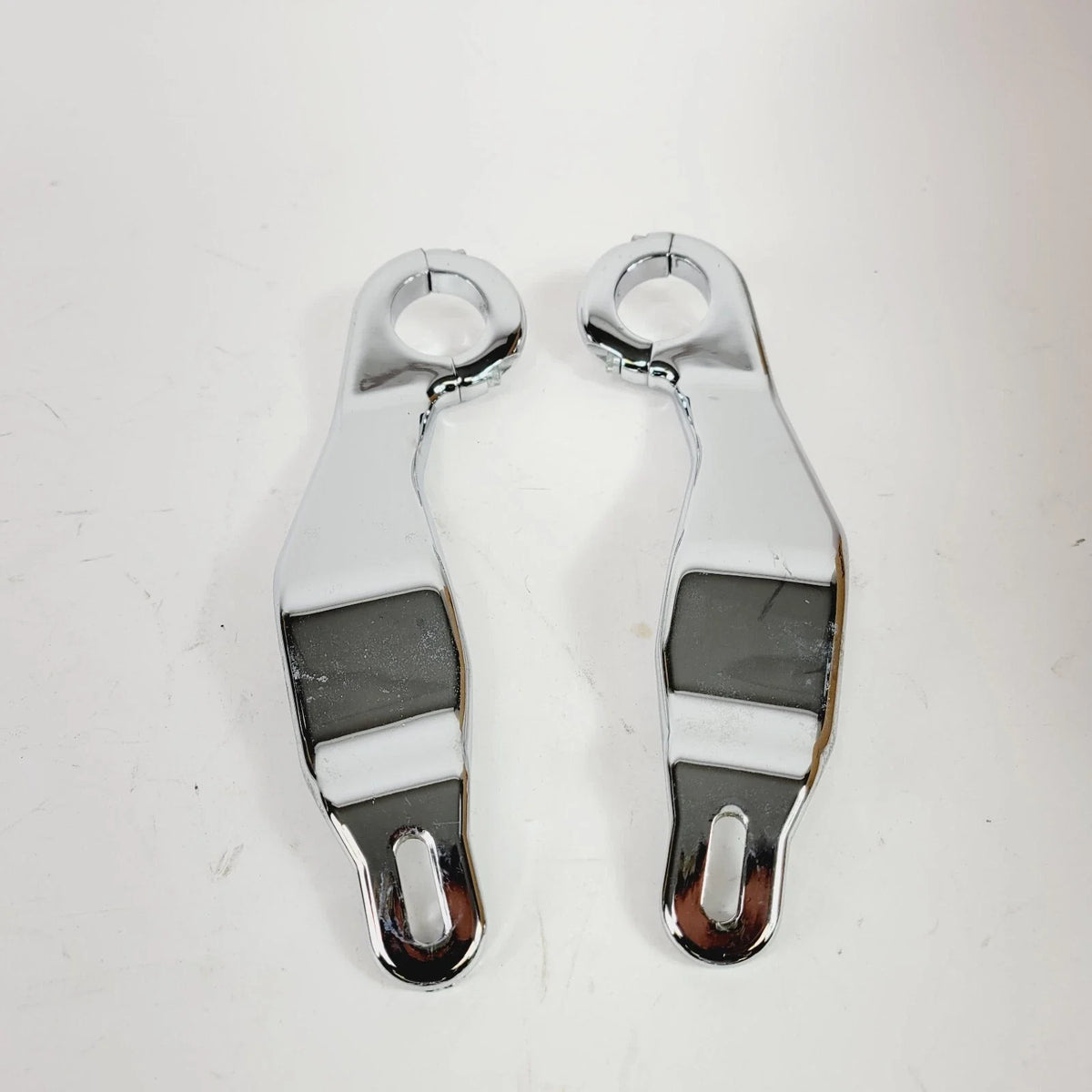 Set of 2 Fairing Support Brackets for Harley Davidson Touring Road Glide (2015–2023) Chrome