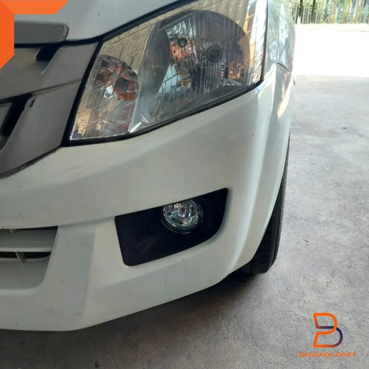 Fog Light Spot Lamp Cover for D-Max UTE Isuzu (2012-2016)