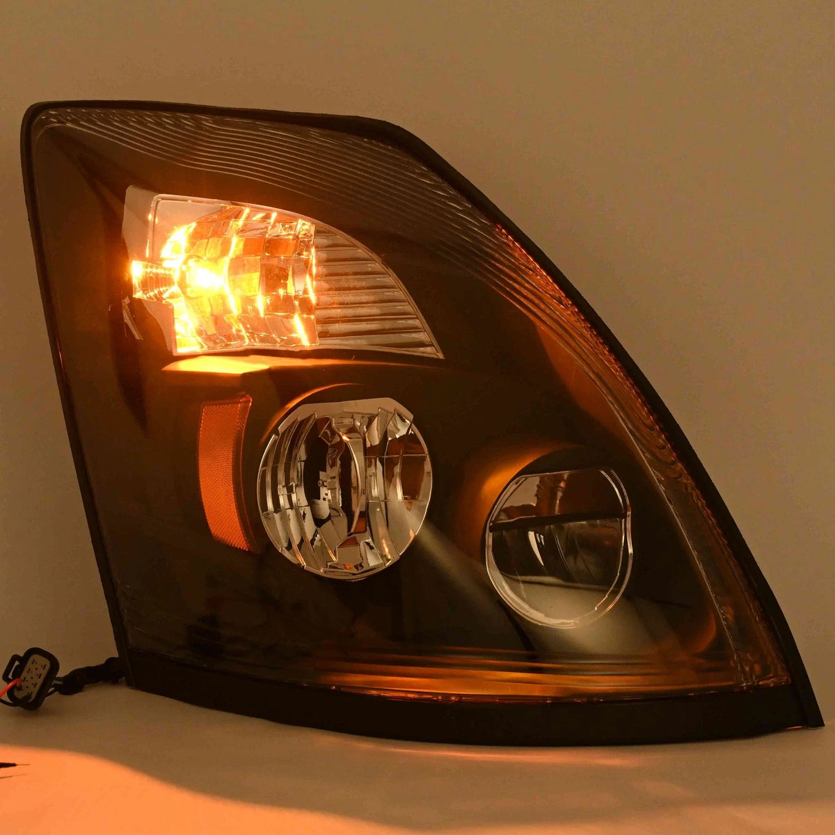 2-Piece LED Headlight Set 6000K for Volvo VNL VNM (2004–2018)