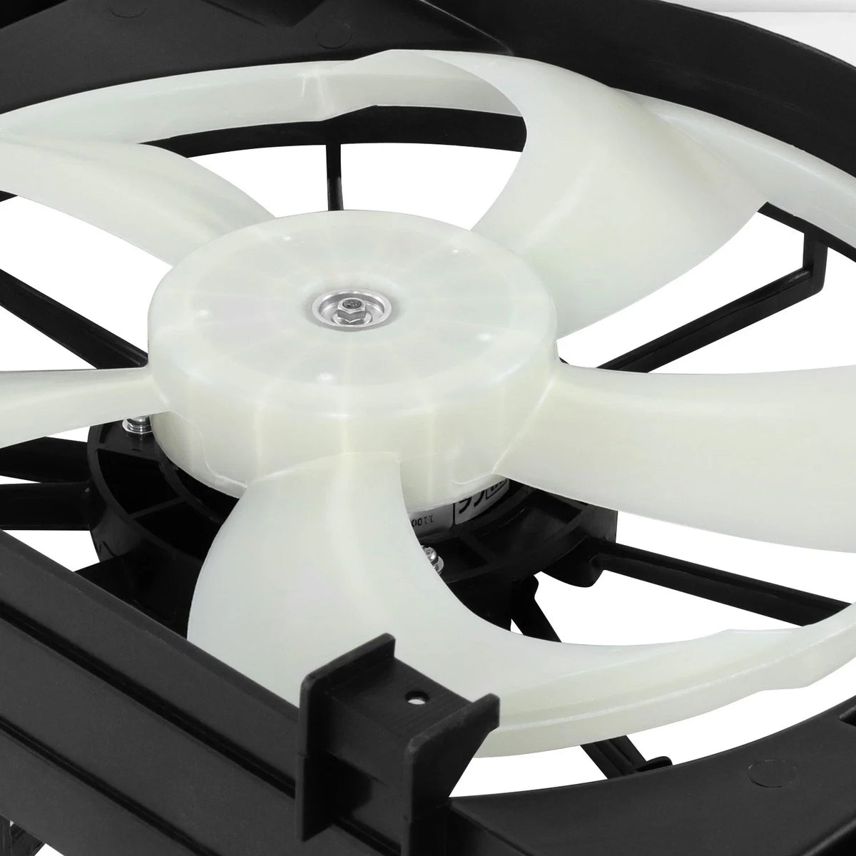 Radiator Cooling Fan Assembly for Vibe Corolla Matrix 1.8L (2009–2014)