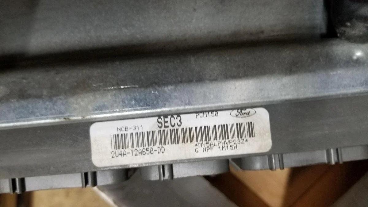 Engine Computer ECU PCM ECM for Lincoln LS 3.9L V8 (2002) 2W4A-12A650-DD