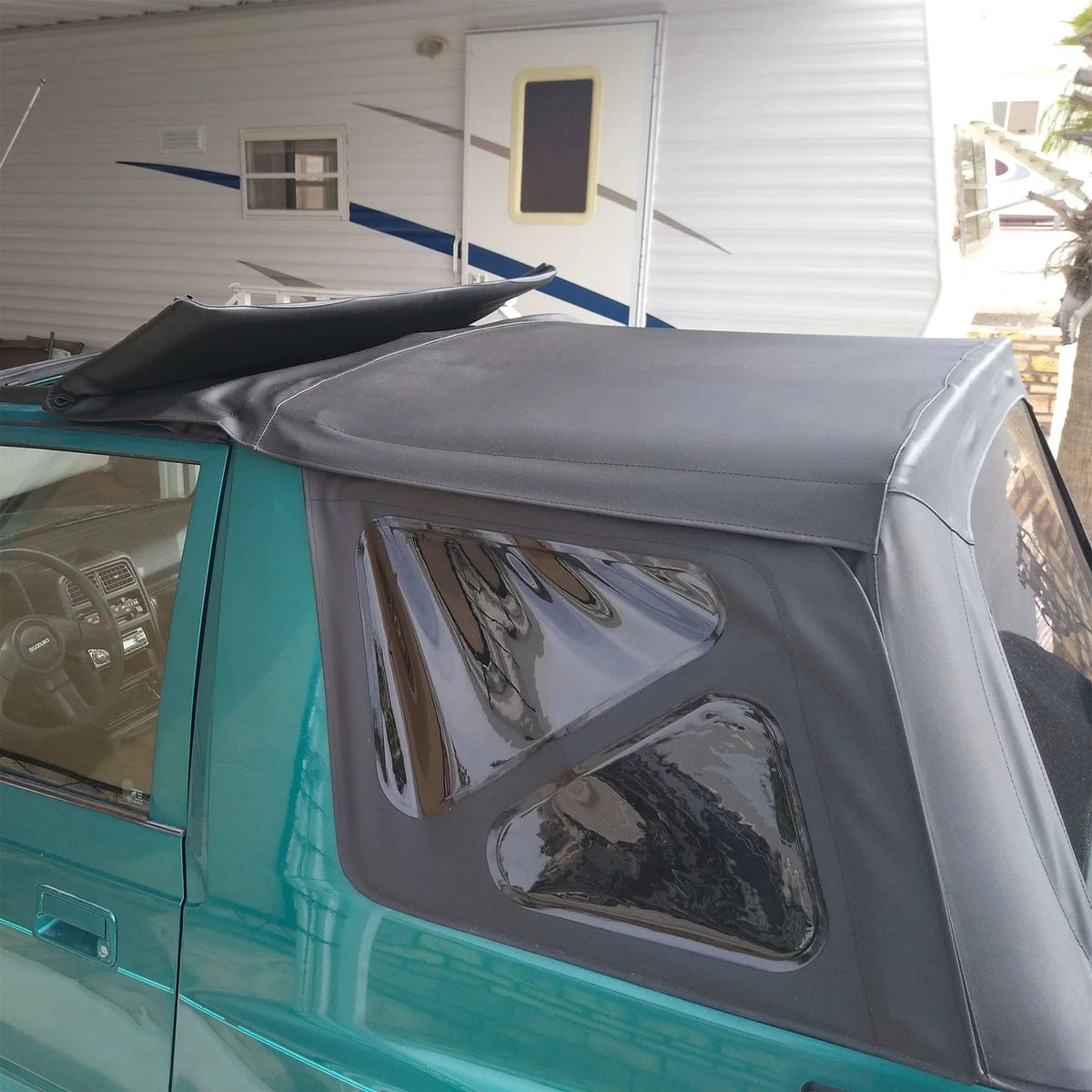 Soft Top for Suzuki Sidekick & Geo Tracker (1995–1998) - Tinted Windows, Black