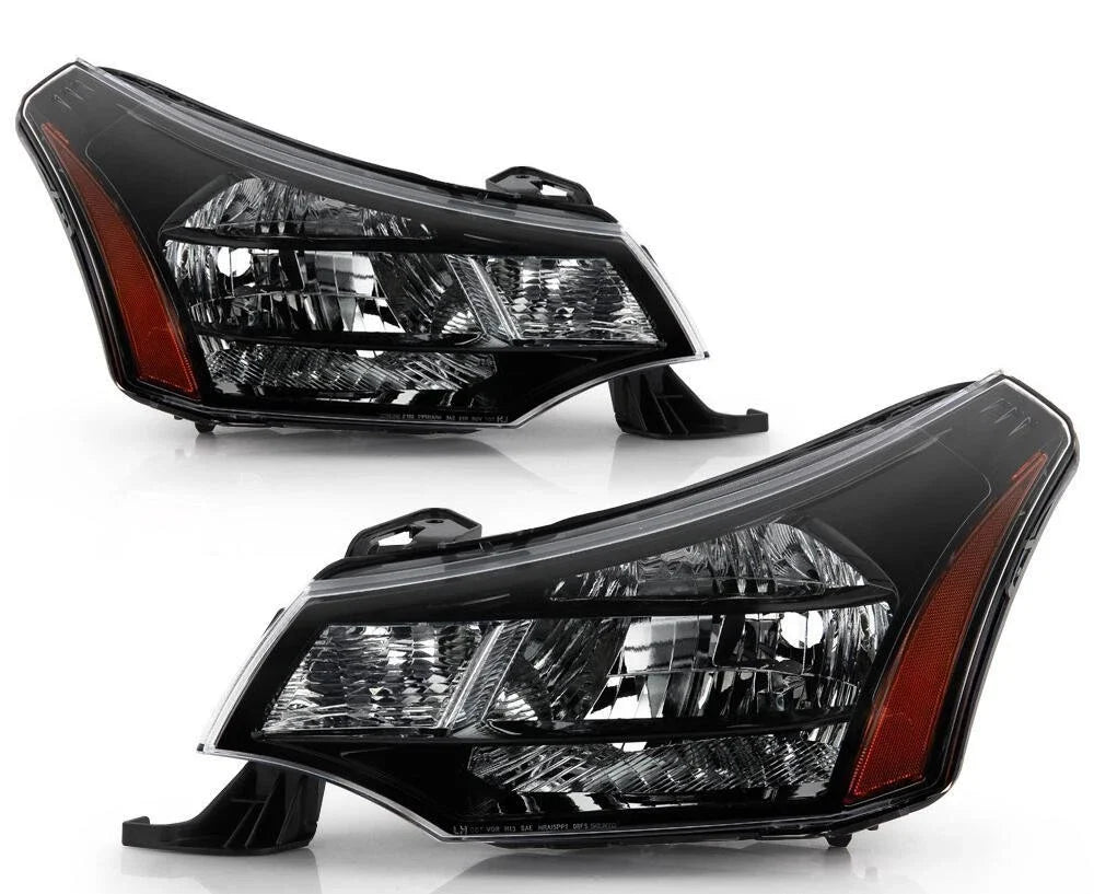 Halogen Headlight Pair for Ford Focus (2009–2011) w/ Bulb Black Crystal