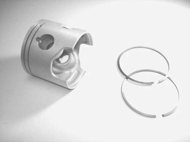 Piston Set for Johnson Evinrude 185HP-225HP (3)