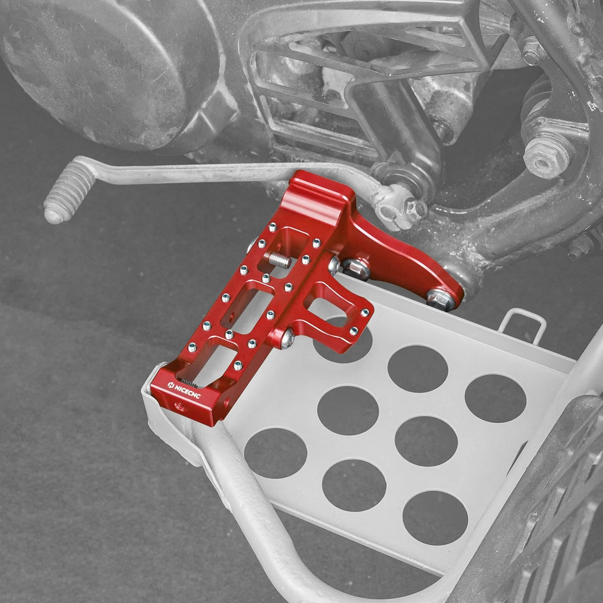 NICECNC Extended Footrest Foot Pegs for Yamaha Banshee 350 (1987–2006) #3GG-27411-01-00 Red