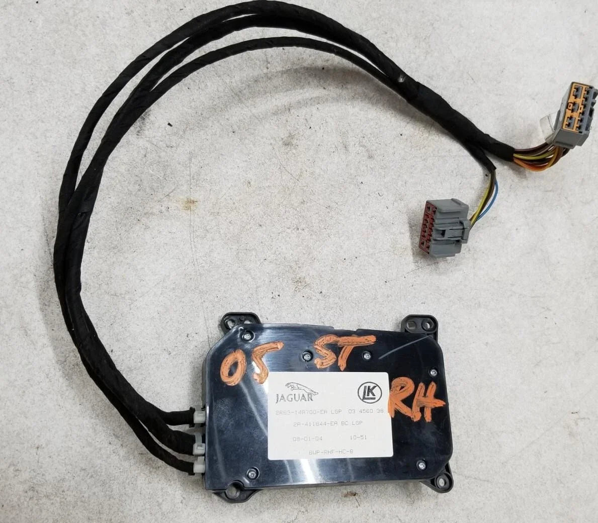Power Seat Slide Control Switch RH for Jaguar S-Type (2003–2006)