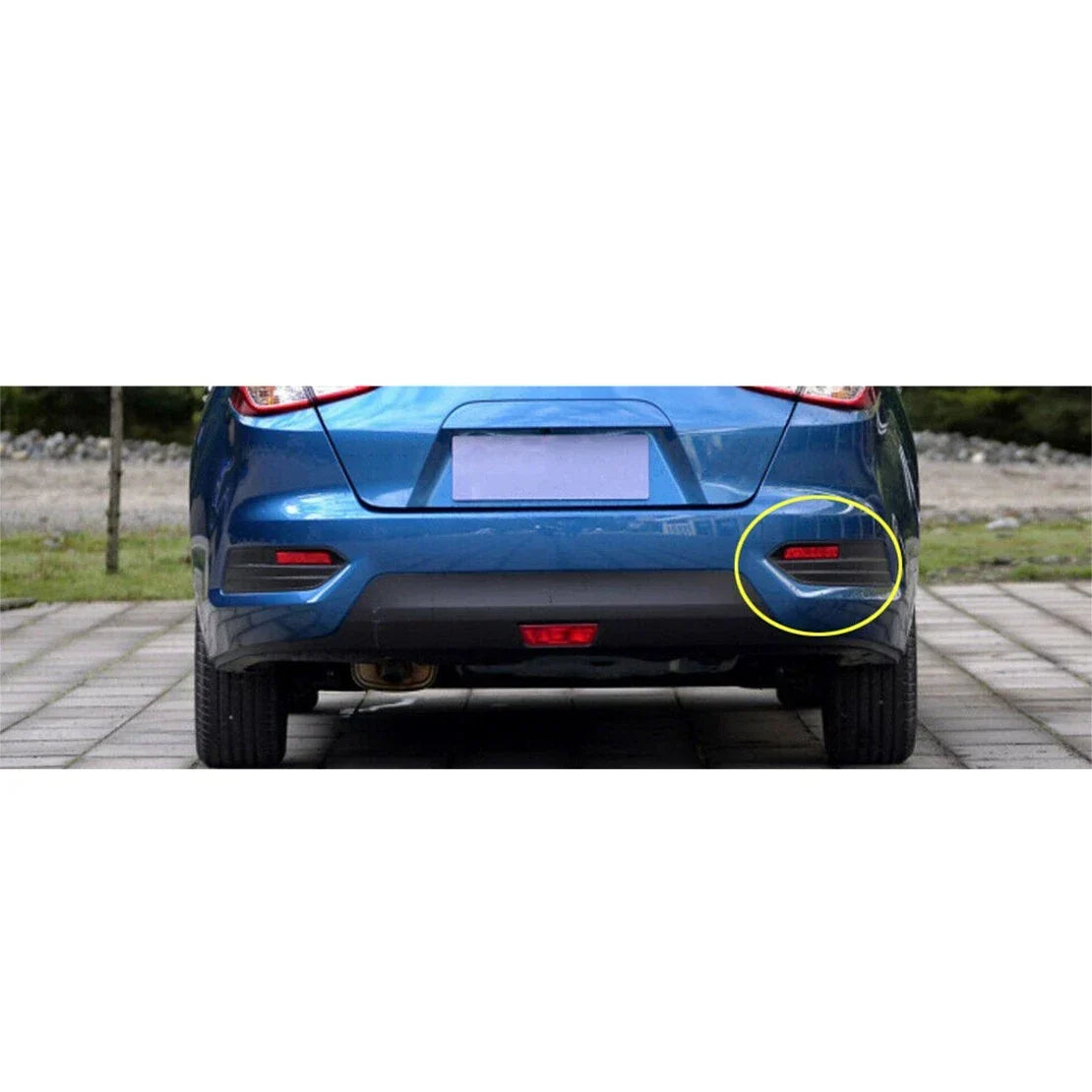 Right Rear Reflector Light for Nissan Sentra (2015-2017)