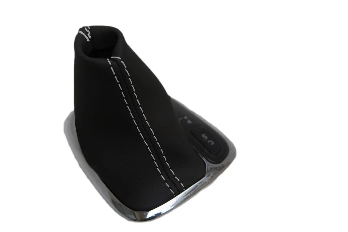 Leather Synthetic Automatic Boot for Mercedes Benz Class C (2001–2009)