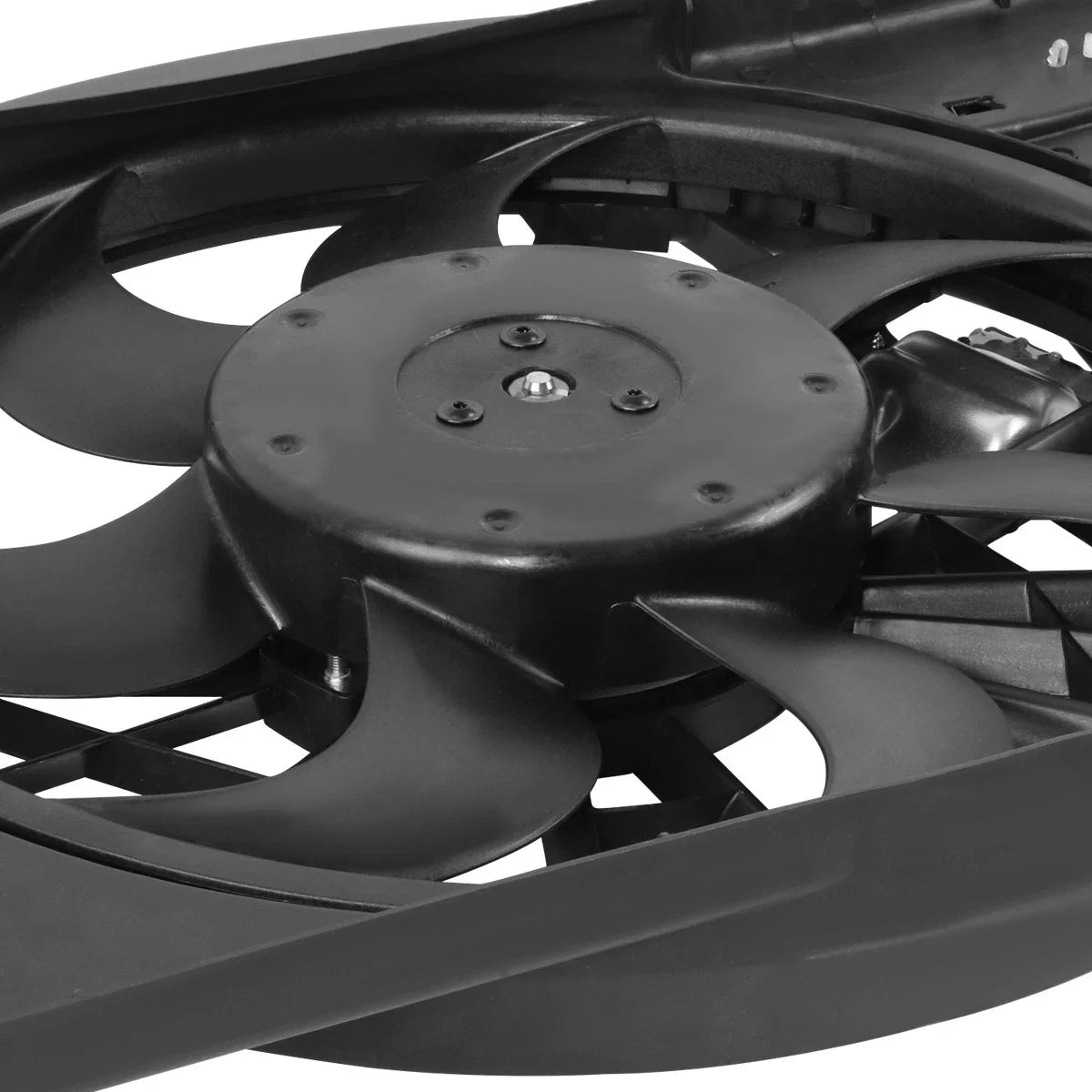 Control Module Radiator Fan Assembly for Volvo V50 (2005–2011)
