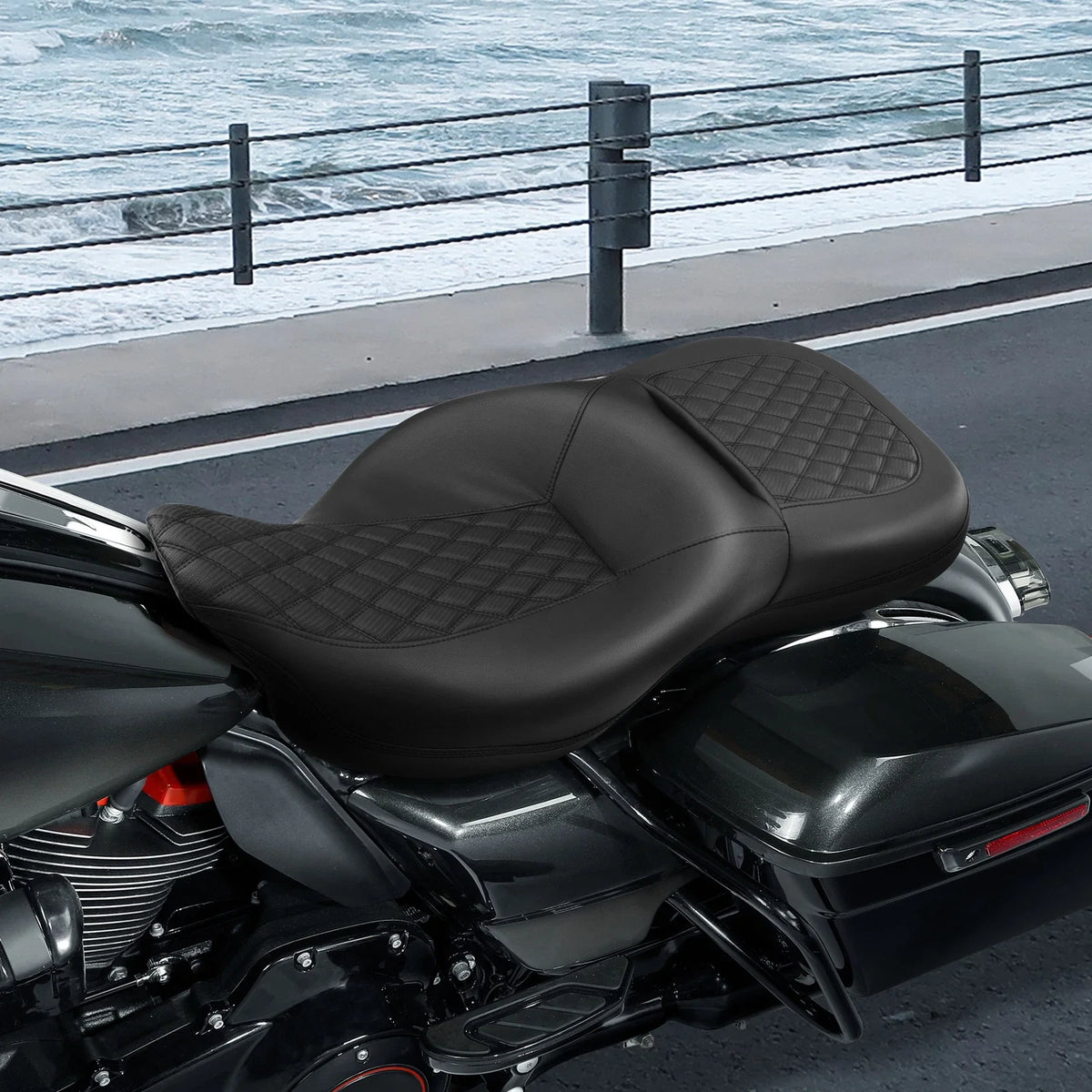 Driver Passenger Seat in Black for Harley Street Glide 2009-2023