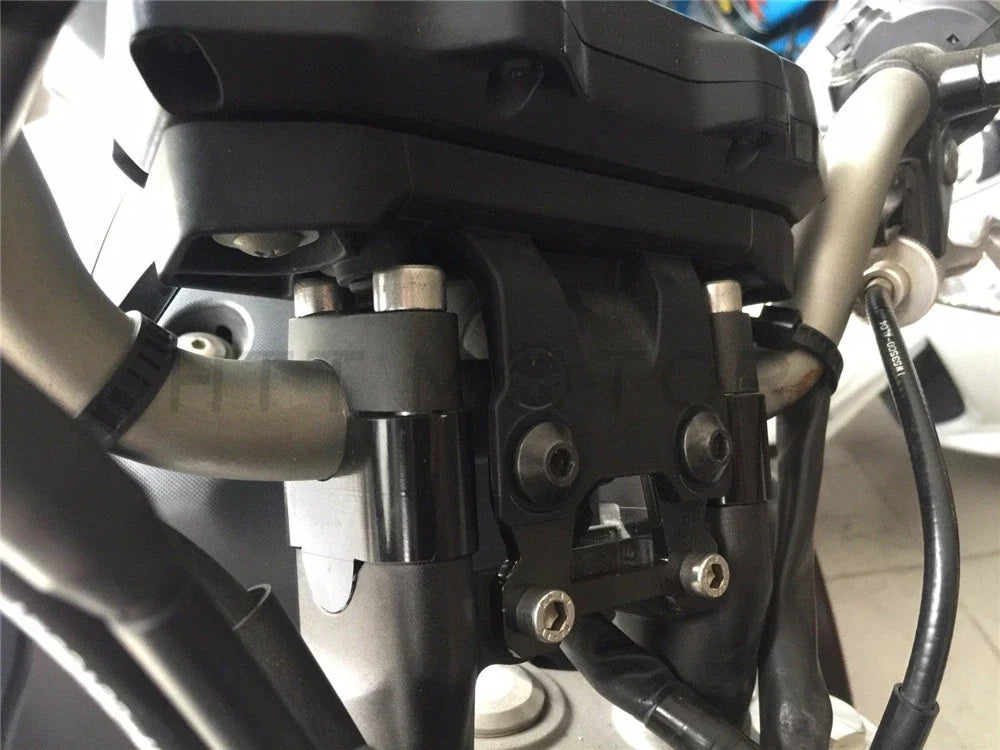 25mm Riser Handlebar for Yamaha MT07 Tracer 700 (2014–2017)