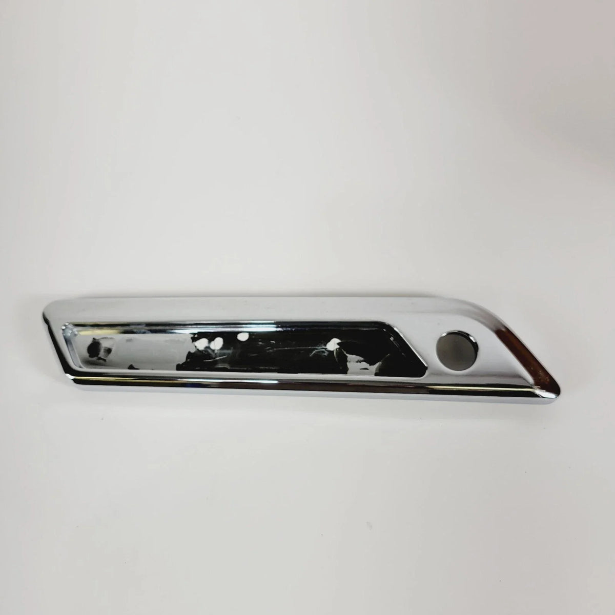 Saddlebag Left Hinge Cover in Chrome for Harley Davidson Touring 2014-2023