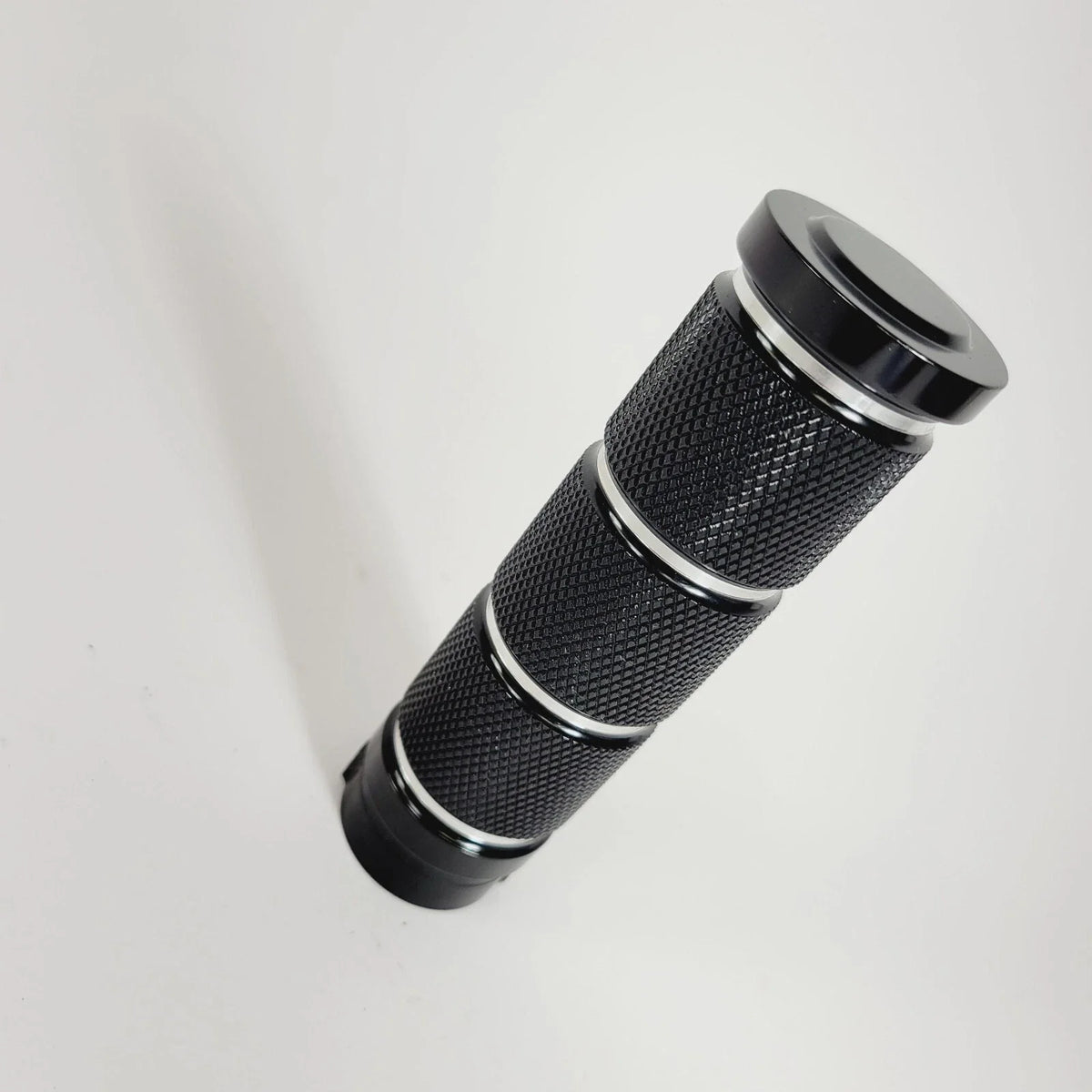 Left Black Stroker Knurled Billet Grip for Harley Softail Dyna Sportster