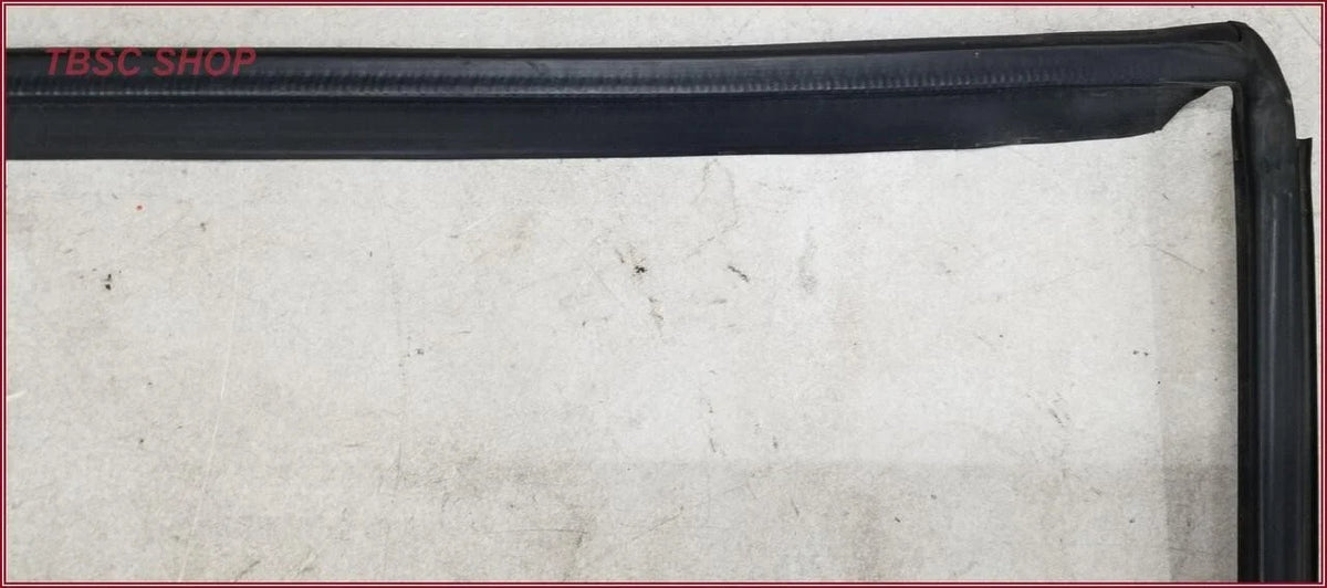 Door Upper Rubber Molding LH for Lincoln Mark VIII (1993–1998)