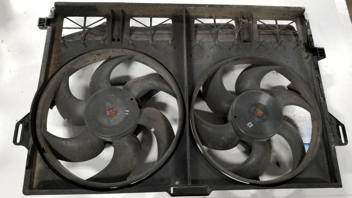 Radiator Cooling Fan Assembly MJB4207AB for Jaguar XK8 (1997–1999)