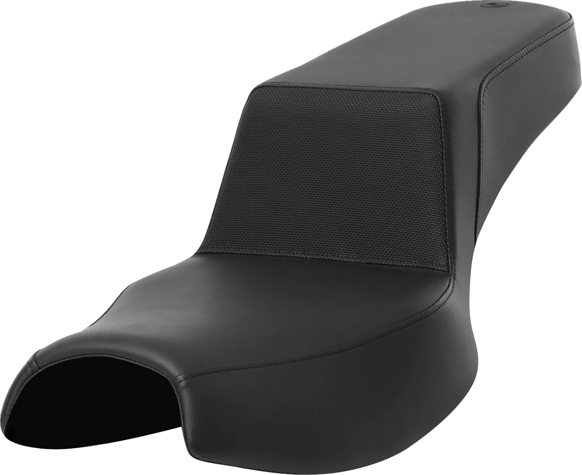 SADDLEMEN Step-Up Seat for Challenger (2020–2024) - Gripper, Extended Reach