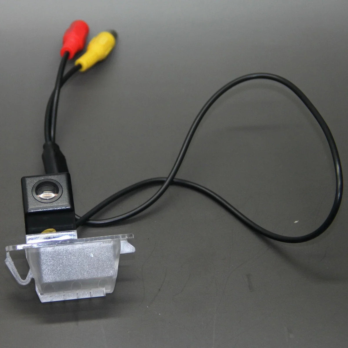 Backup Rear View Camera for 2010-2014 Ford C-Max