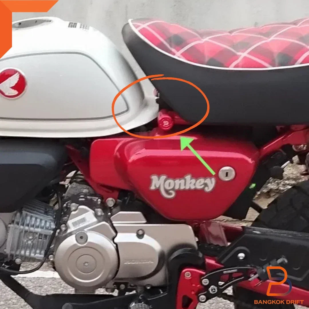 Side Frame Cap in Red CNC Aluminium for Honda Monkey 125 2018-2024