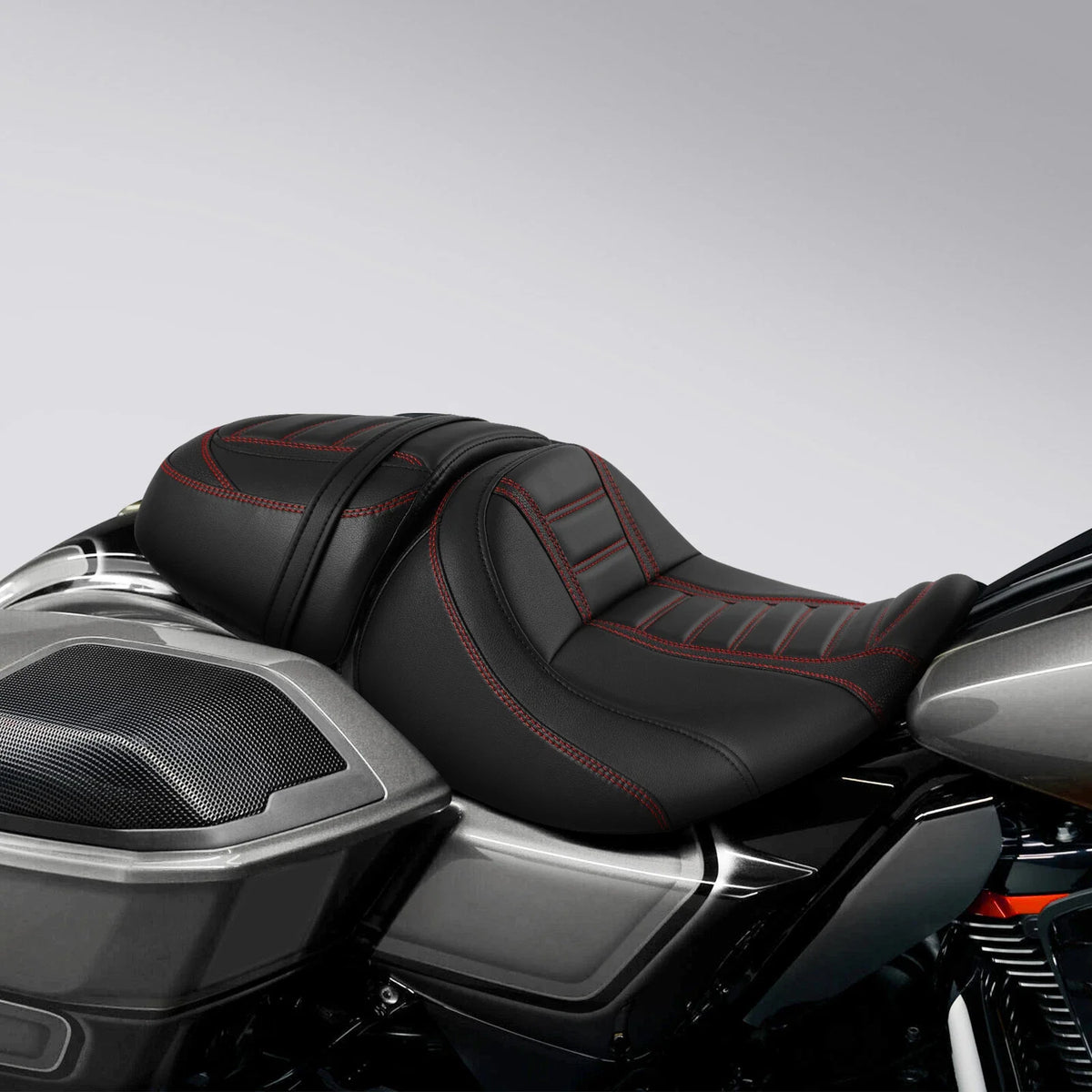 Passenger Driver Seat for Harley CVO Road Glide FLTRXSE 2023-2025