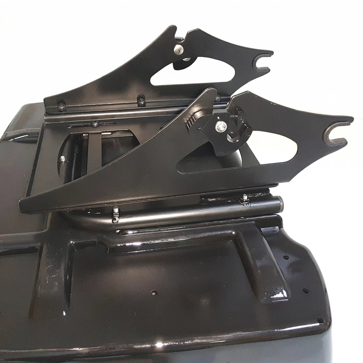 Mount Bracket for Trunk Conversion on Harley Road King, Street Glide 09-23