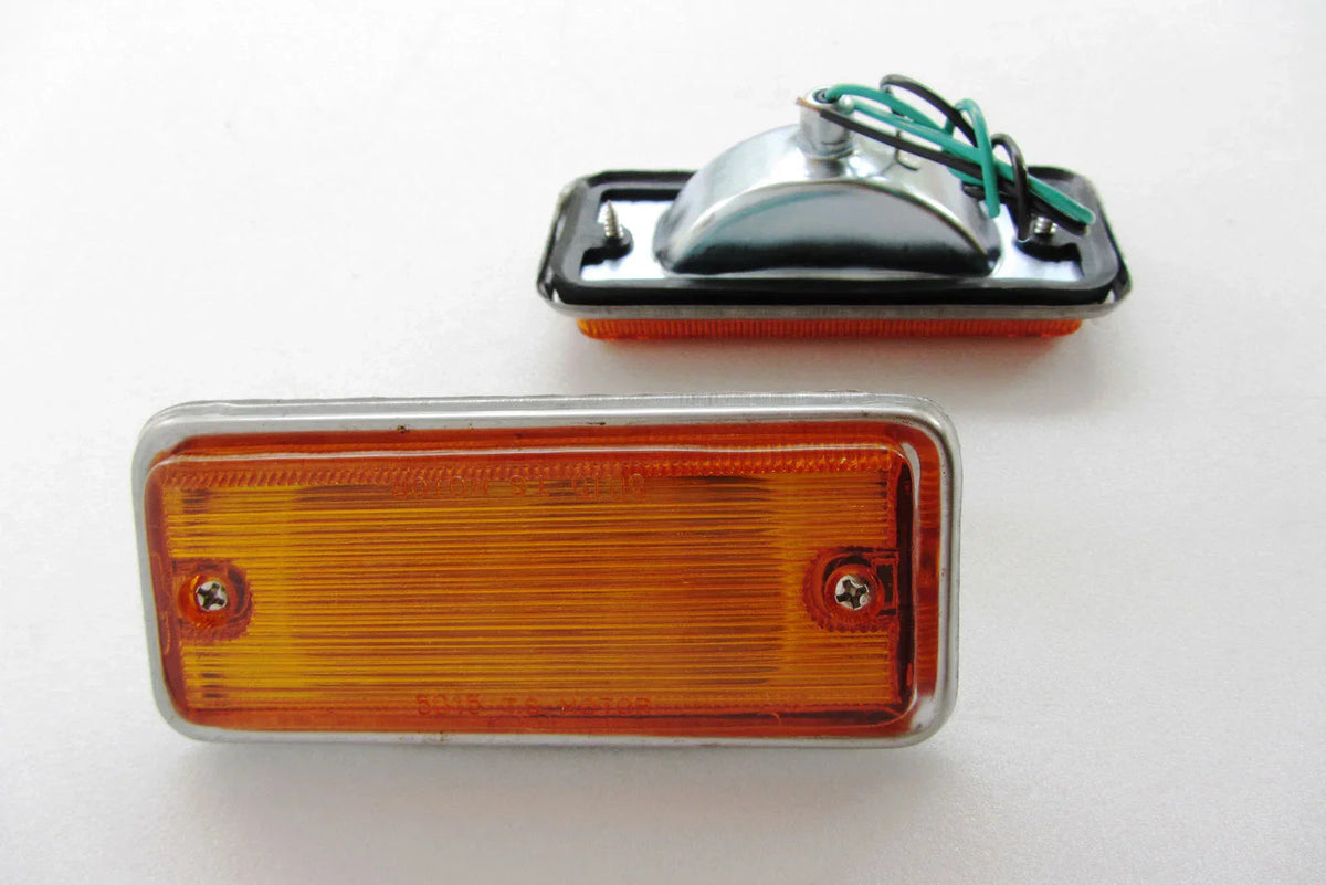 Set of 2 Front Fender Side Marker Lights for Datsun 620 Pickup