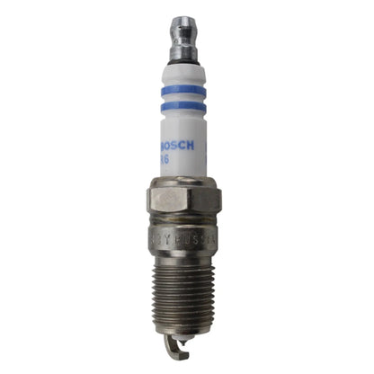 Spark Plug Bosch Double Platinum 8102 for Toyota Hilux N70 2005-2015