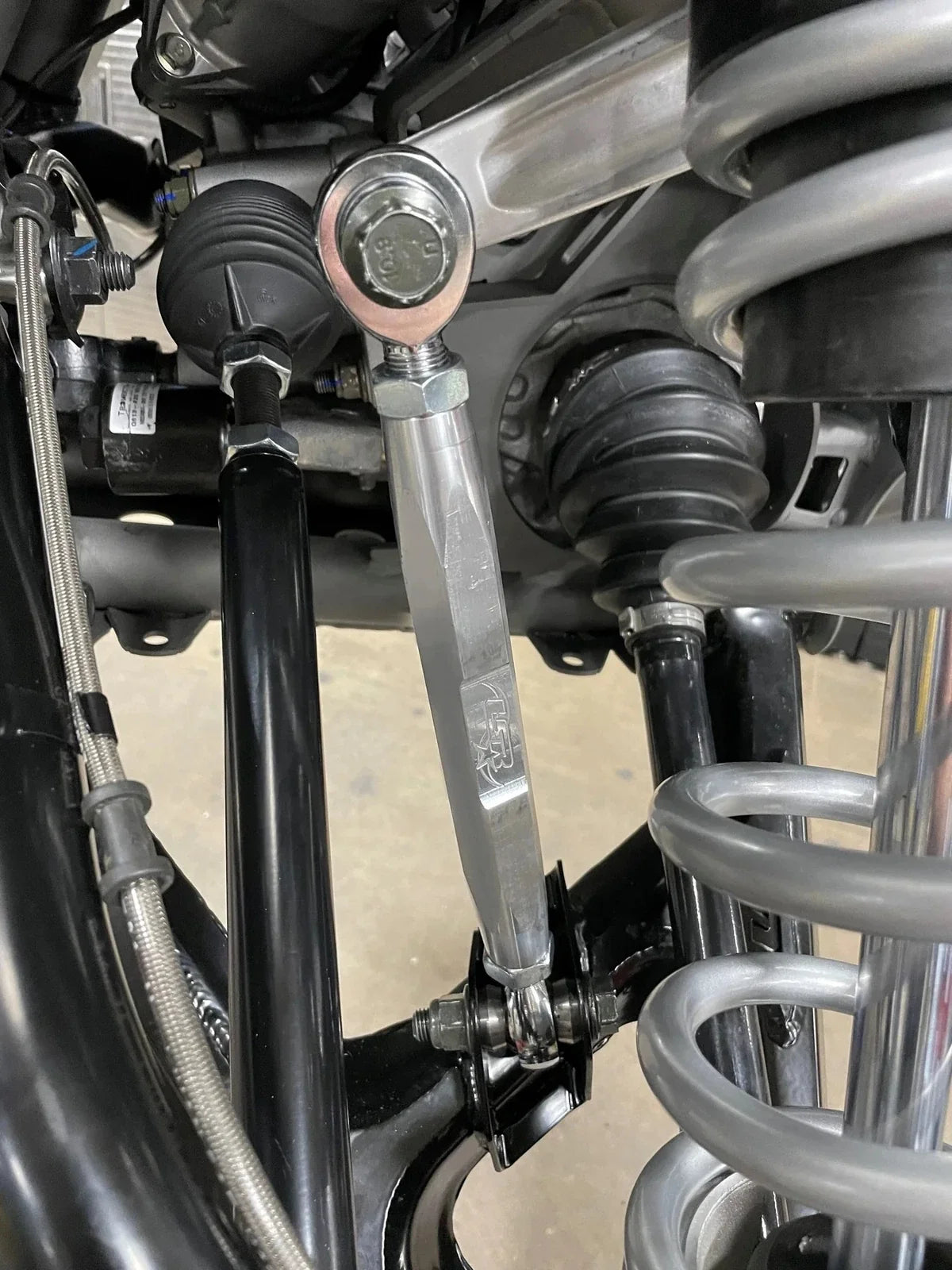 Adjustable Front Sway Bar Links for Polaris RZR Pro R / Turbo R (2022–2023)
