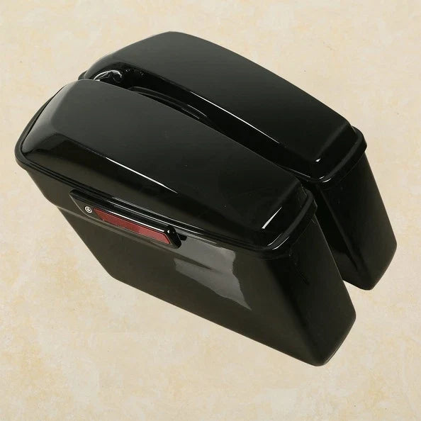 Saddlebag Black with Chrome Conversion Bracket for Harley Softail Fatboy (1984–2017)