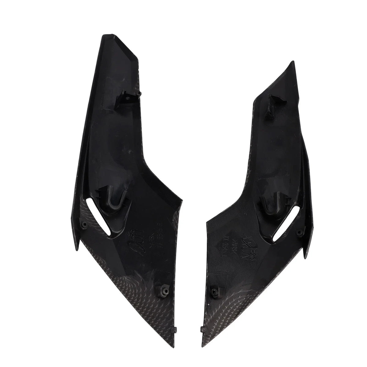 Lower Belly Pan Guard for Triumph Street Triple 765 R/RS (2020–2022) Carbon