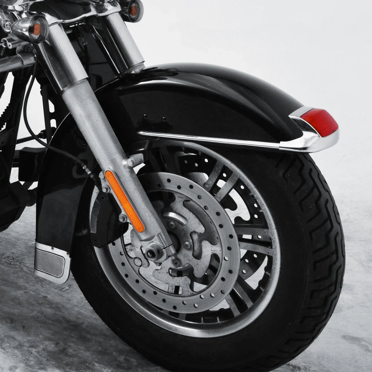 Front Light Assembly for Harley Road King, Electra Glide (1989–2013)
