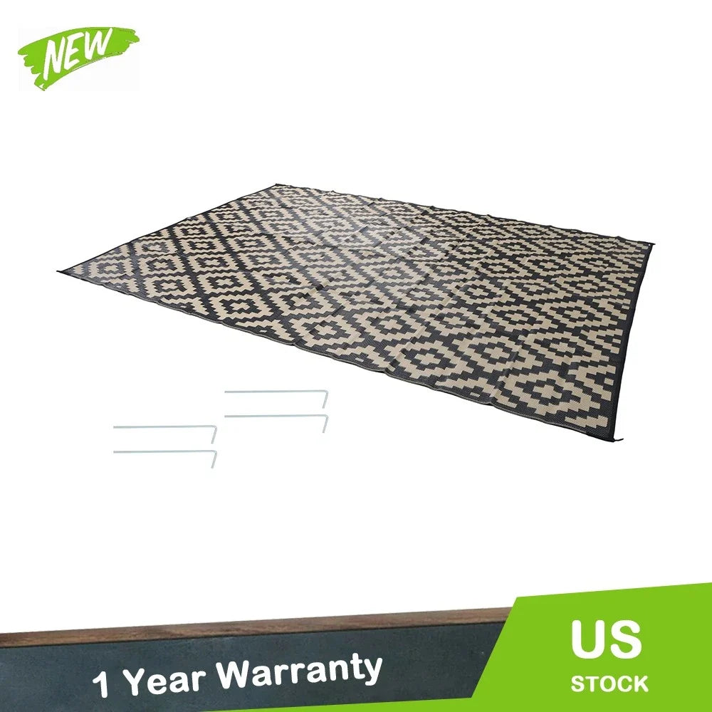 Outdoor Plastic Straw Rug for Camping (10x14 ft) - Black & Beige