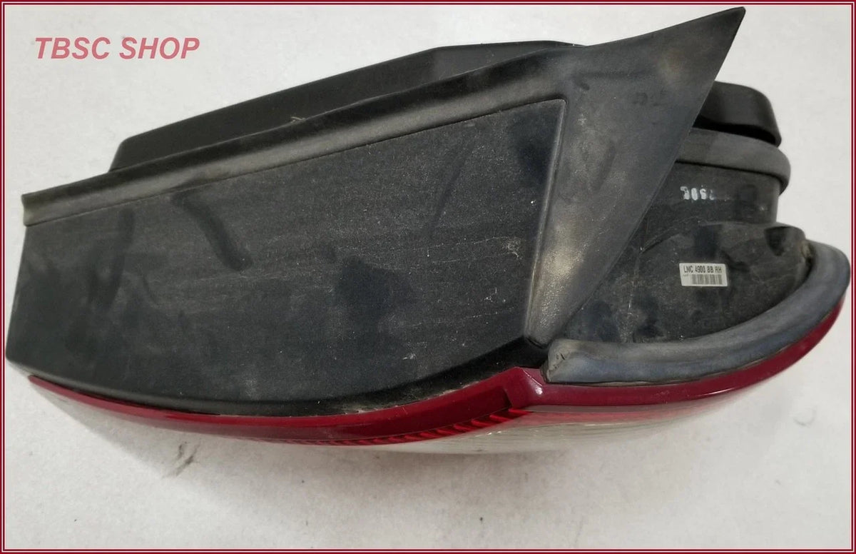 RH Tail Light for Jaguar XJR (1998–2003) LNC4900BB