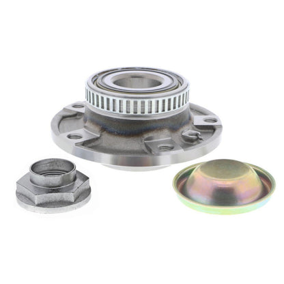 Front Wheel Hubs for BMW 325 and 330 (2001–2006)